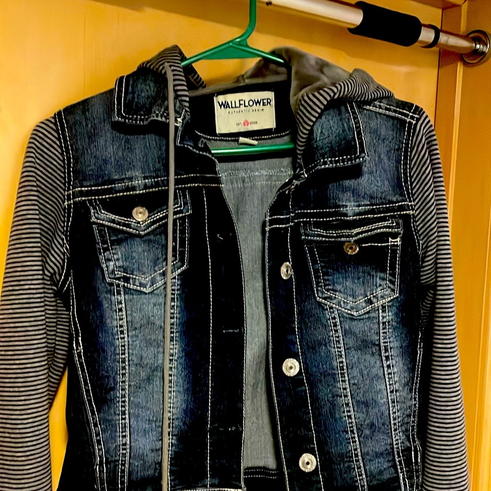 Wallflower Denim Jacket (used)